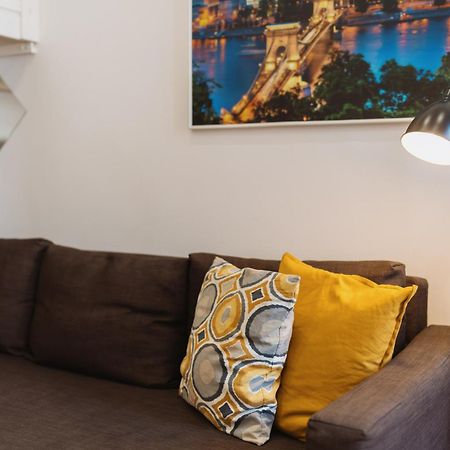 The Jasper Lägenhet Budapest Exteriör bild